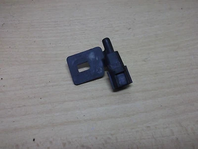 2004 Chrysler 300M Temperature Sensor Temperature Sensor 56042395 - Image 1 of 3