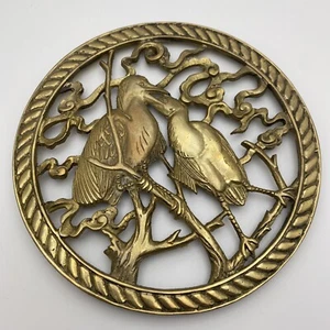 Vintage massiver Messing verzierter runder Untersetzer 7" Goldreiher Kranich Reiher mit Fuß - Bild 1 von 11