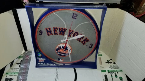 Wincraft Sports MLB New York Mets 12" Diameter Wall Clock New Sealed Cover