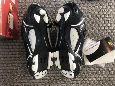 Nuevo en Caja - NORTHWAVE Striker Mujer’s MTB XC US 6-1/2 Talla 6-1/2 EE. UU. Nuevo Foto 1 de 4