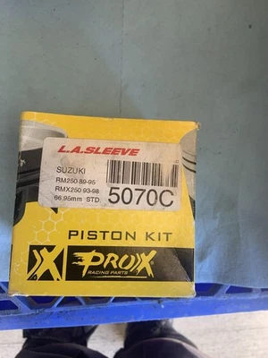 Kit pistón estándar Suzuki RM250 1989-1995 67,02 mm Foto 1 de 3
