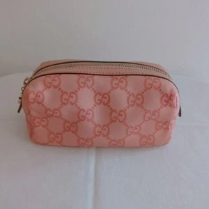 Gucci Guccisima pochette cosmetica in pelle rosa in rilievo usata rara - Foto 1 di 20