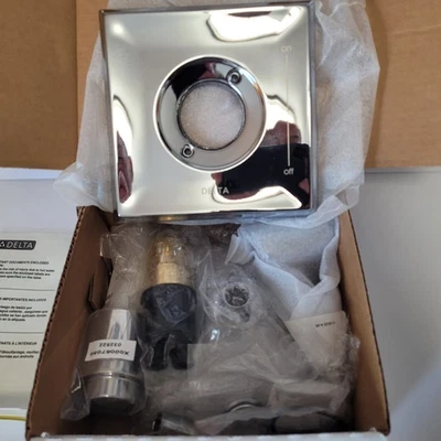 DELTA  T17T251 Chrome Dryden Shower Trim Kit with Shower Head New in Open Box - Image 1 of 3