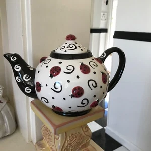 Flowers Balloons LADY BUGS Teapot NEW-LABELS BLACK CREAM RED SWIRLS - Picture 1 of 7