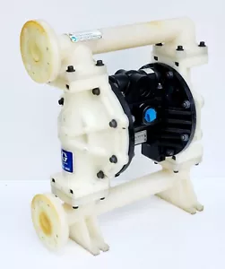 GRACO HUSKY 1050 POLYPROPYLENE 1" AIR DOUBLE DIAPHRAGM/TRANSFER PUMP 649034 #1 - Picture 1 of 10