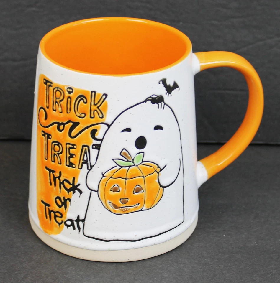 Spectrum Designz Halloween Trick or Treat Ghost Pumpkin Earthenware Mug 16oz