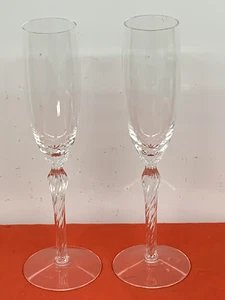 LENOX CRYSTAL   --  ARIA  --   CHAMPAGNE FLUTES  --  2 - Picture 1 of 3