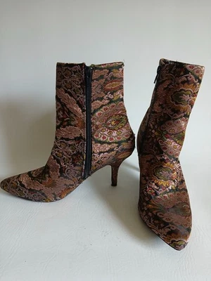Women's Qupid Multi Colored Brocade Fabric Mid Calf Boot Sz7M - Image 1 of 4