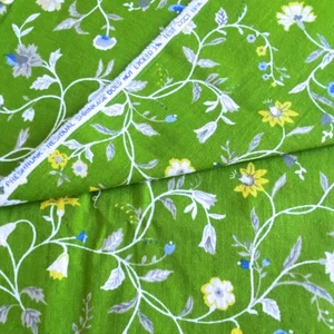 1.1 YD 1970s Vintage Floral Cotton Duck Cloth Fabric Green - Picture 1 of 7