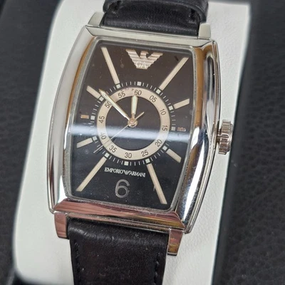 Antigo relógio Emporio Armani AR0909 mostrador preto pulseira de couro quartzo aço inoxidável - Imagem 1 de 4