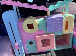 LOL Surprise Squish Sand Magic House Playset si espande 3 piedi di larghezza - Foto 1 di 9
