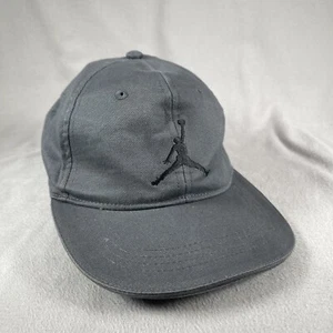 Nike Air Jordan Sombrero Niños OS Gris Correa Trasera Jumpman Baloncesto 8/20 - Imagen 1 de 10