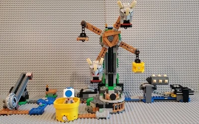 LEGO Super Mario: Reznor Knockdown Expansion Set (71390) - Image 1 of 4