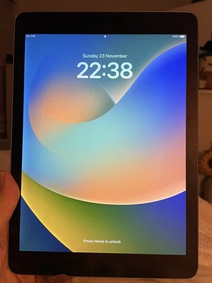 Apple iPad Pro 9.7" 128GB Space Gray WiFi+Cellular MLQ32B/A - Immaculate + Box - Image 1 of 4