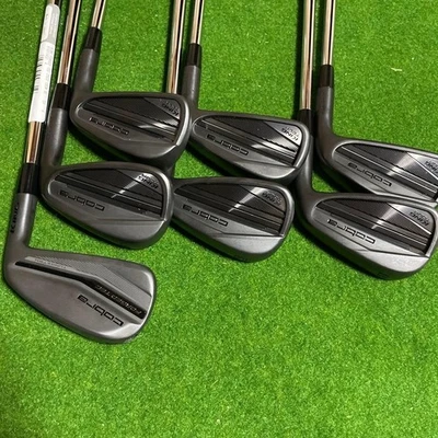 Cobra King Tour Black & King forged Tec Combo Iron set 4-pw - Image 1 of 4