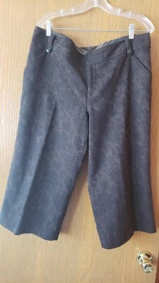 Calça cropped feminina Yansi Fugel capri marrom escuro 95% lã tamanho 14 forrada - Imagem 1 de 4