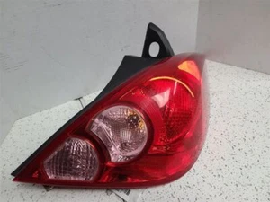 PASSENGER R. TAIL LIGHT QUARTER PANEL MOUNTED HATCHBACK FITS 07-12 VERSA 428433 - Picture 1 of 12