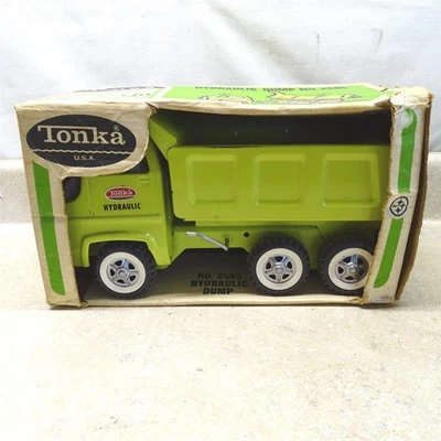 老式 Tonka Cab Over Turbine 绿色液压自卸车 + 盒,编号 2585 — 第 1/4 张图片