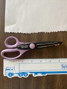 Fiskars Majestic Pattern Paper Edgers Crafting Scissors - Picture 1 of 2