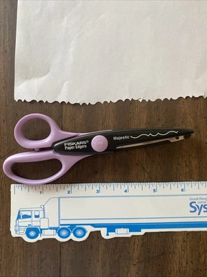 Fiskars Majestic Pattern Paper Edgers Crafting Scissors - Image 1 of 2