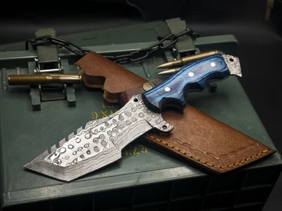 Handmade Damascus Steel Tracker knife Wood Handle, Leather Sheath - Image 1 of 4