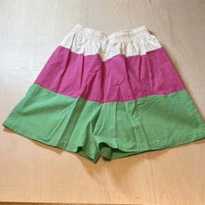 Vintage 90s -Disney white, pink and lime green banded horizontal stripe Shorts d - Picture 1 of 4