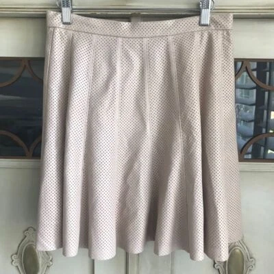 VGUC JayGodfrey Perforated Skater Mini Skirt in Blush | Size 6 - Image 1 of 4