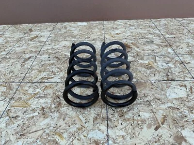 INFINITI FX35 FX37 FX50 QX70 09-17 OEM REAR LEFT AND RIGHT COIL SPRINGS SPRING - Image 1 of 4