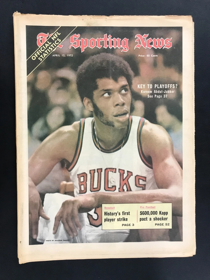 April 15th 1972 The Sporting News Magazine NBA Kareem Abdul-Jabbar M. Bucks VTG! - Image 1 of 2