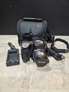 Kodak EasyShare Z7590 5.0MP Digital Camera Bundle w/ Case & Charger - Works - Picture 1 of 10