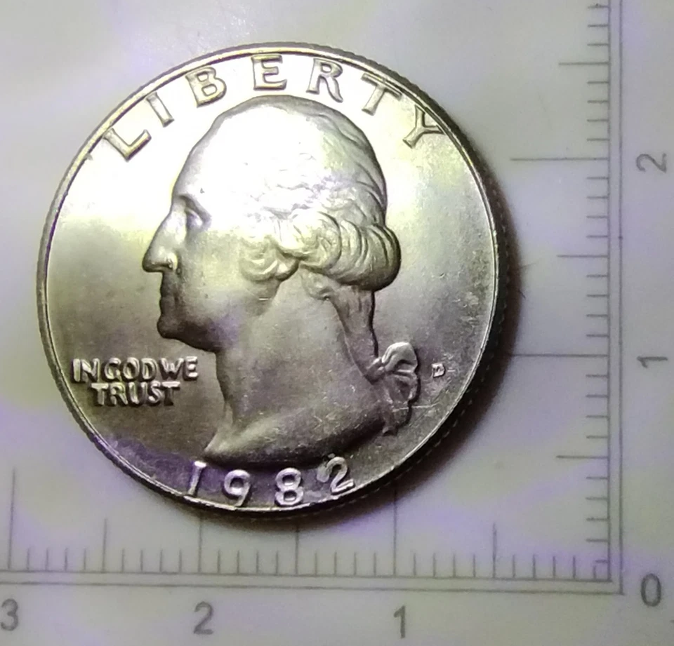 1982 D GEORGE WASHINGTON UNCIRCULATED. F12D - Image 1 of 2