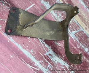 SOPORTE SERVO CONTROL CRUCERO DIÉSEL GMC CHEVY 6.2 82-89 14056620 - Imagen 1 de 6