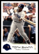 2000 Fleer Focus #129 Tony Gwynn NM/MT San Diego Padres