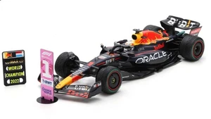 Spark 12S034 1/12 Red Bull RB18 No.1 Winner Japanese GP 2022 Max Verstappen - Picture 1 of 8