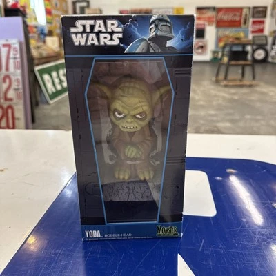 Funko Star Wars 2010 Monster Mash-Ups Yoda Bobble Head - NOVO - Imagem 1 de 4