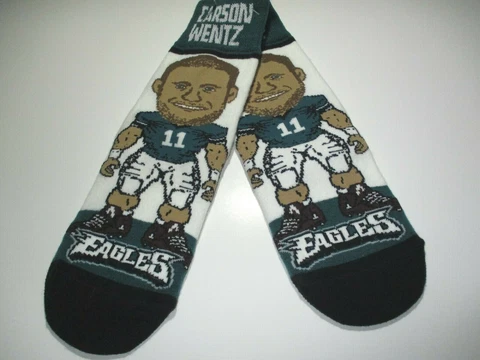 Philadelphia Eagles Carson Wentz #11 Retro Styled Cartoon Green Football Socks S Cover