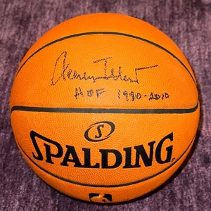 JERRY WEST Firmado Spalding JUEGO BALONCESTO (Stern) Beckett Auténtico Ins (BAS) & HOF - Imagen 1 de 6