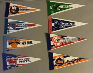 NEW YORK SPORTS VINTAGE FELT MINI PENNANTS LOT (8) 4/9” YANKS, METS GIANTS, JETS - Picture 1 of 1