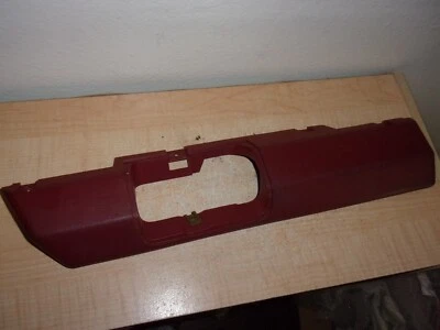 Ford LTD Crown Victoria 1979-1991 puerta delantera izquierda del conductor reposabrazos moldura roja Foto 1 de 3