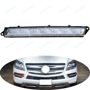 RH Front Fog Driving Light For 10-16 Mercedes Benz GL X164 GL350/450/550/63 ML63 - Picture 1 of 6