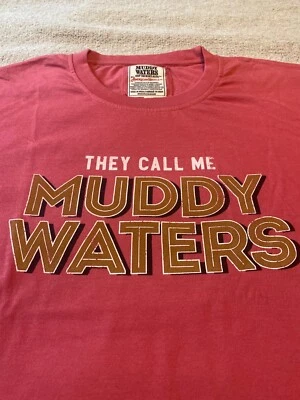 Camiseta Muddy Waters, NUEVA, Tachuelas Oficiales de Latón, Guitarrista de Blues, XL para Hombre Foto 1 de 4