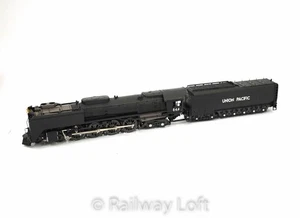 HO Gauge Union Pacific FEF3 4-8-4 Locomotive By Rivarossi - Picture 1 of 8