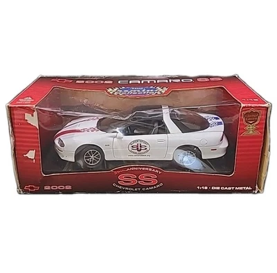 Welly 2002 Chevrolet Camaro SS 1:18 Diecast 38th Anniversary Premium Collection - Image 1 of 4