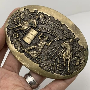 TODO ALREDEDOR HEBILLA CINTURÓN VAQUERA PREMIO DISEÑO MEDALLAS LATÓN MACIZO De colección - Imagen 1 de 17