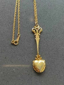 Vintage goldfarbene Löffel Herz Medaillon Brosche Anhänger Halskette signiert ART F260 - Bild 1 von 6