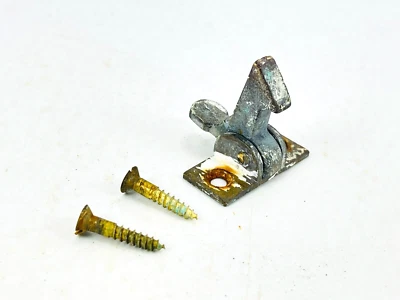 Cerradura de puerta de gabinete de ventana de latón antiguo vintage pestillo de herrajes de captura recuperación L1 Foto 1 de 4