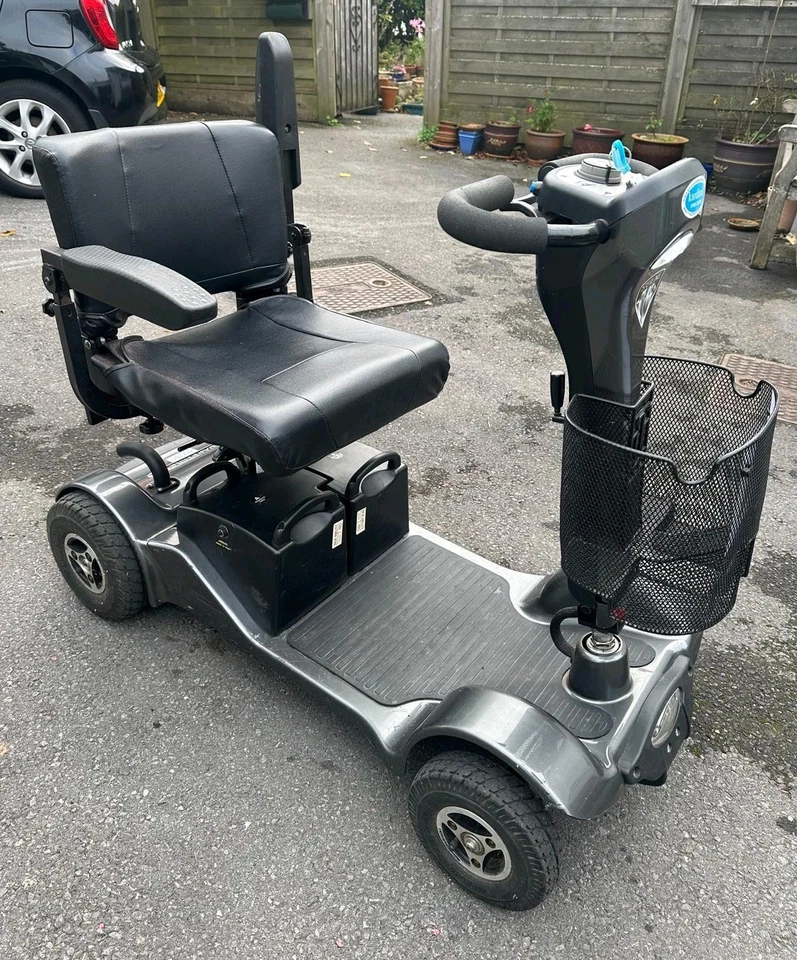 ❤️ Sterling Sapphire 2 Portable Mobility Scooter (Fits a Medium Car Boot) VGC!! - Image 1 of 4