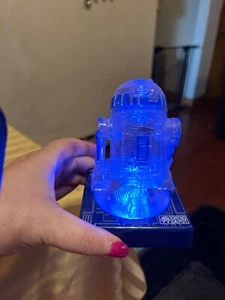 Disney Star Wars R2-D2 3D Puzzle Droid Factory Light Up Base Galaxy's Edge - Bild 1 von 4