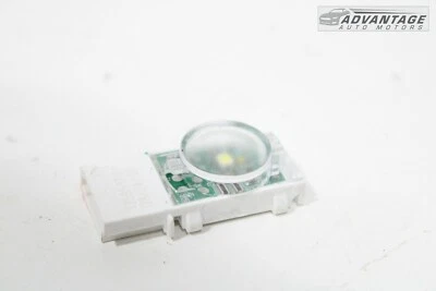 2019-2022 CHEVROLET BLAZER DASHBOARD GLOVE BOX COURTESY LIGHT LAMP LED OEM - Image 1 of 4