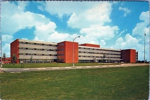 Veterans Administration Center Jackson Mississippi Postcard DSC-337 Unposted - Picture 1 of 2